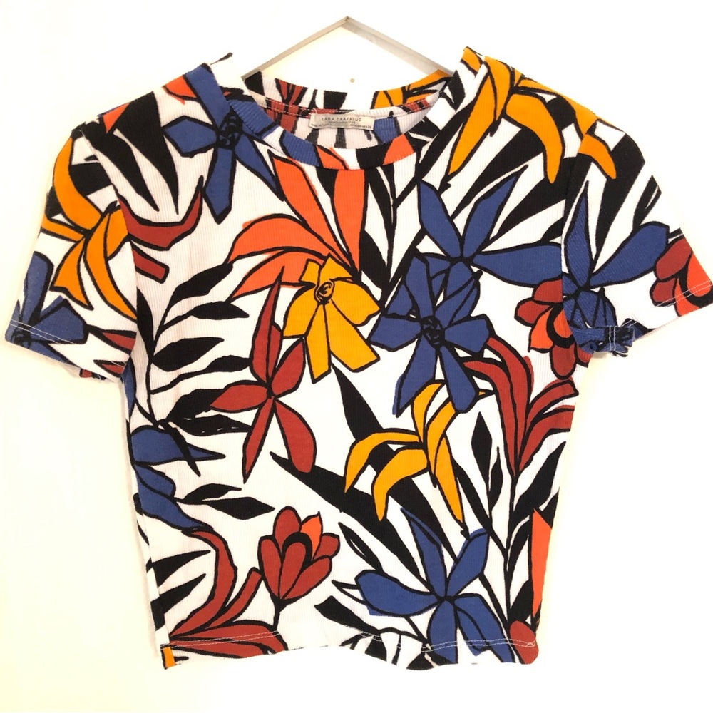 Zara Trafaluc Floral Print t-shirt M